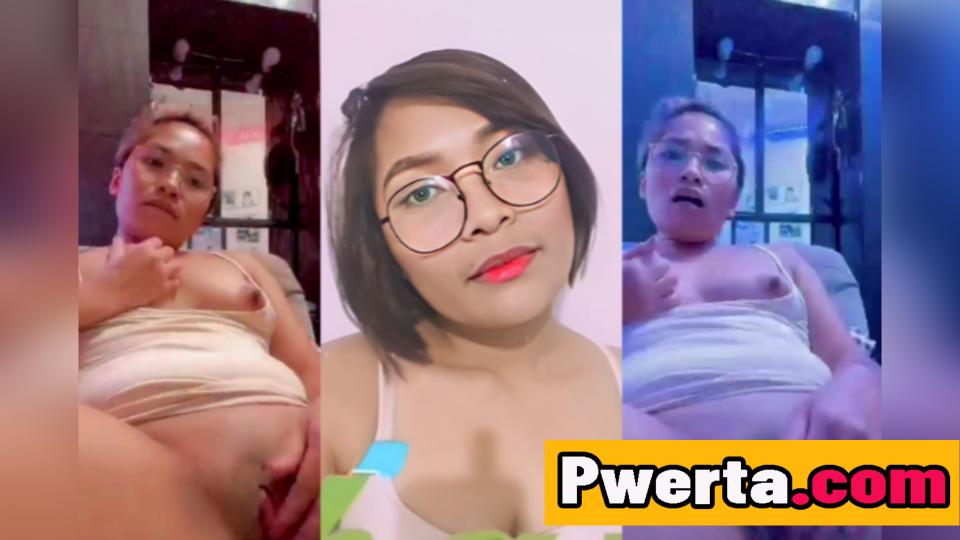 Hinawakan Ko Yung Pwet Niya Nang Mahigpit Tapos Binayo Ko Doggy Hanggang Maramdaman Ko Yung Puke Niya Na Humihigpit Sa Bawat Ulos